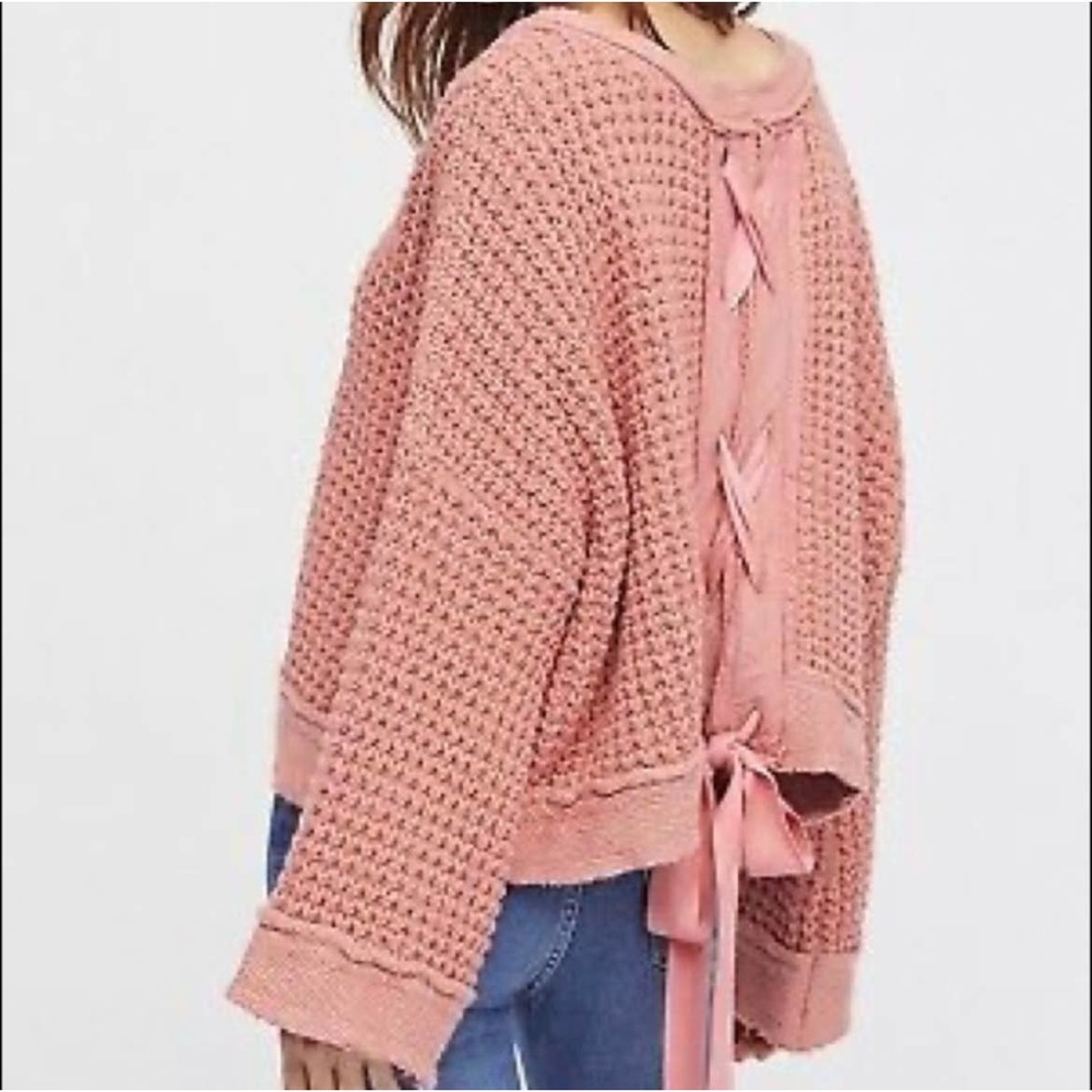 Free People Size XS Oversized Chunky Knit Lace Ribbon Back Pink Sweater Pullover